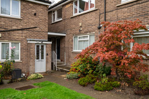 Oakburn Court Broomhall Road